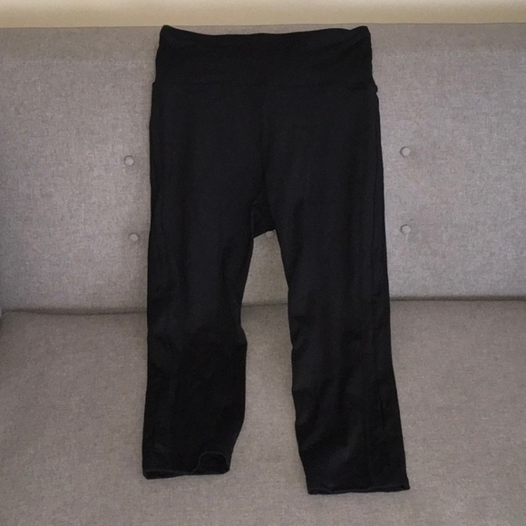 Joy Lab size small gym workout exercise yoga 3/4 length pants black - Picture 5 of 14